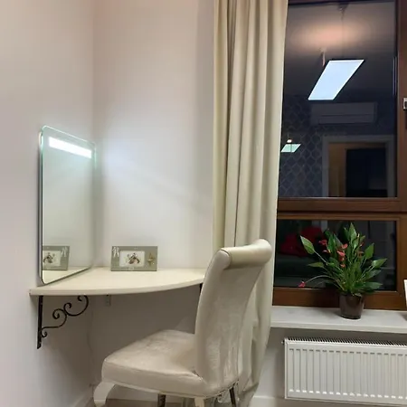 Uroczy 2 Osobne Marina Royal Palace Apartman *