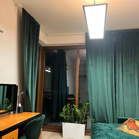 Uroczy 2 Osobne Marina Royal Palace *