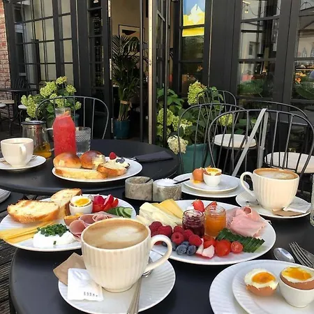 Uroczy 2 Osobne Marina Royal Palace * Warschau